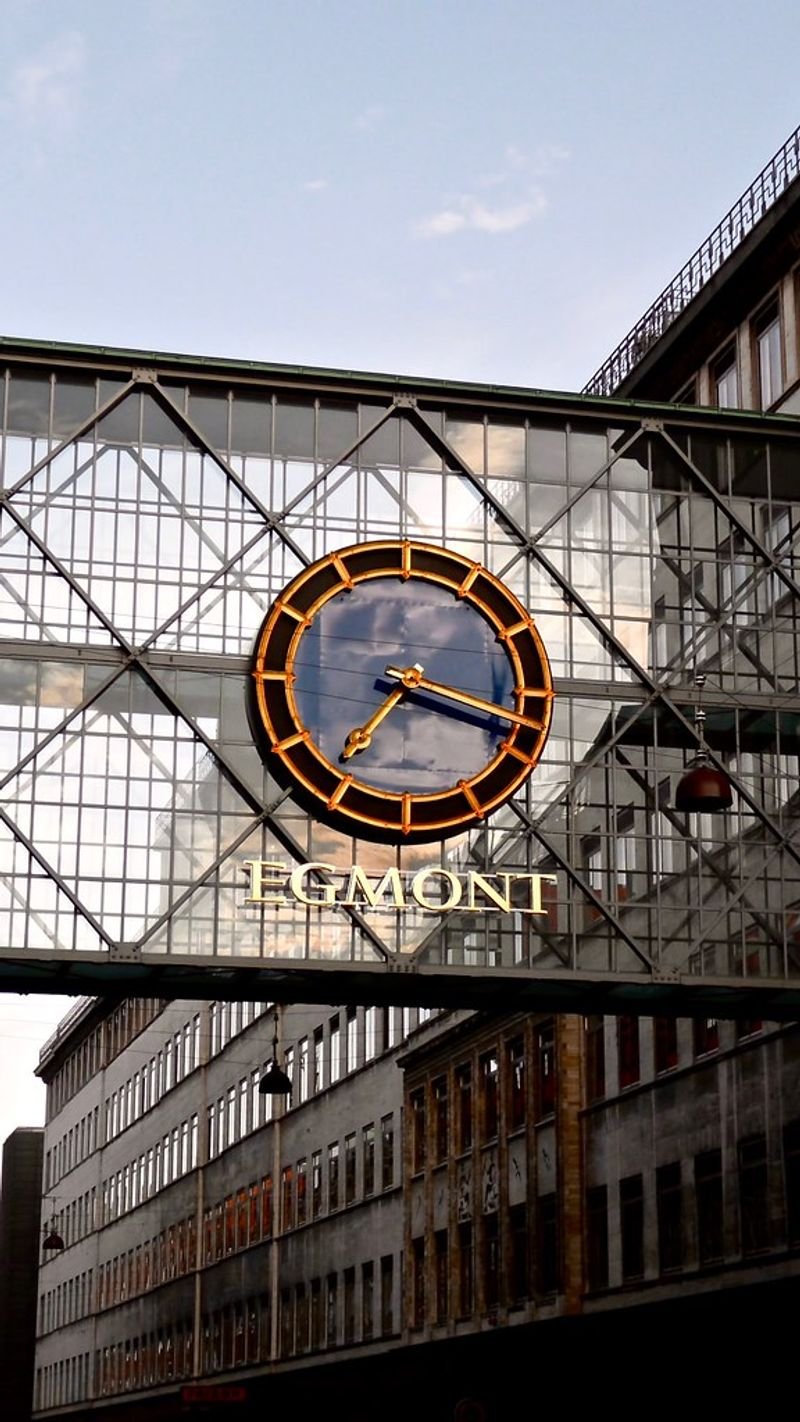 resources of Snail clock exporters