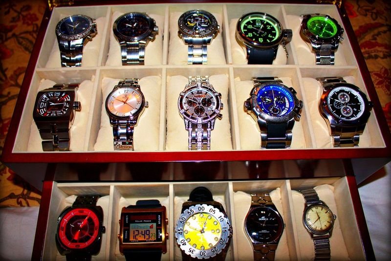 resources of Acrylic watches display exporters resources of Acrylic watches display exporters