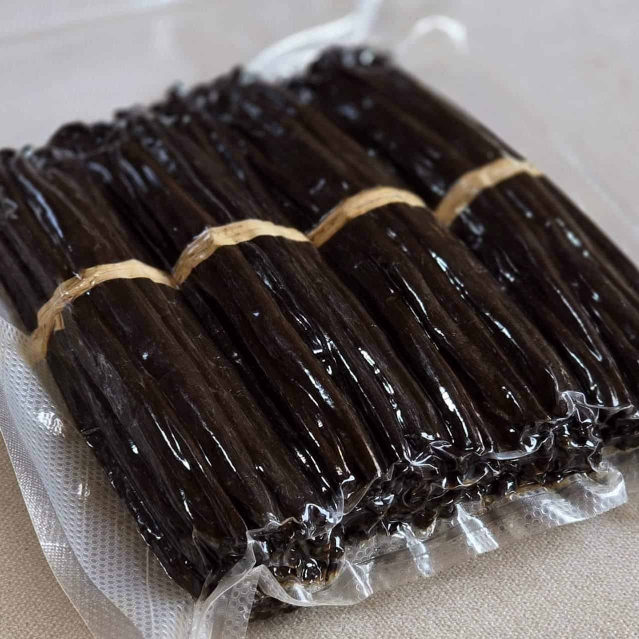 resources of Madagascar Grade A Gourmet  Vanilla beans exporters