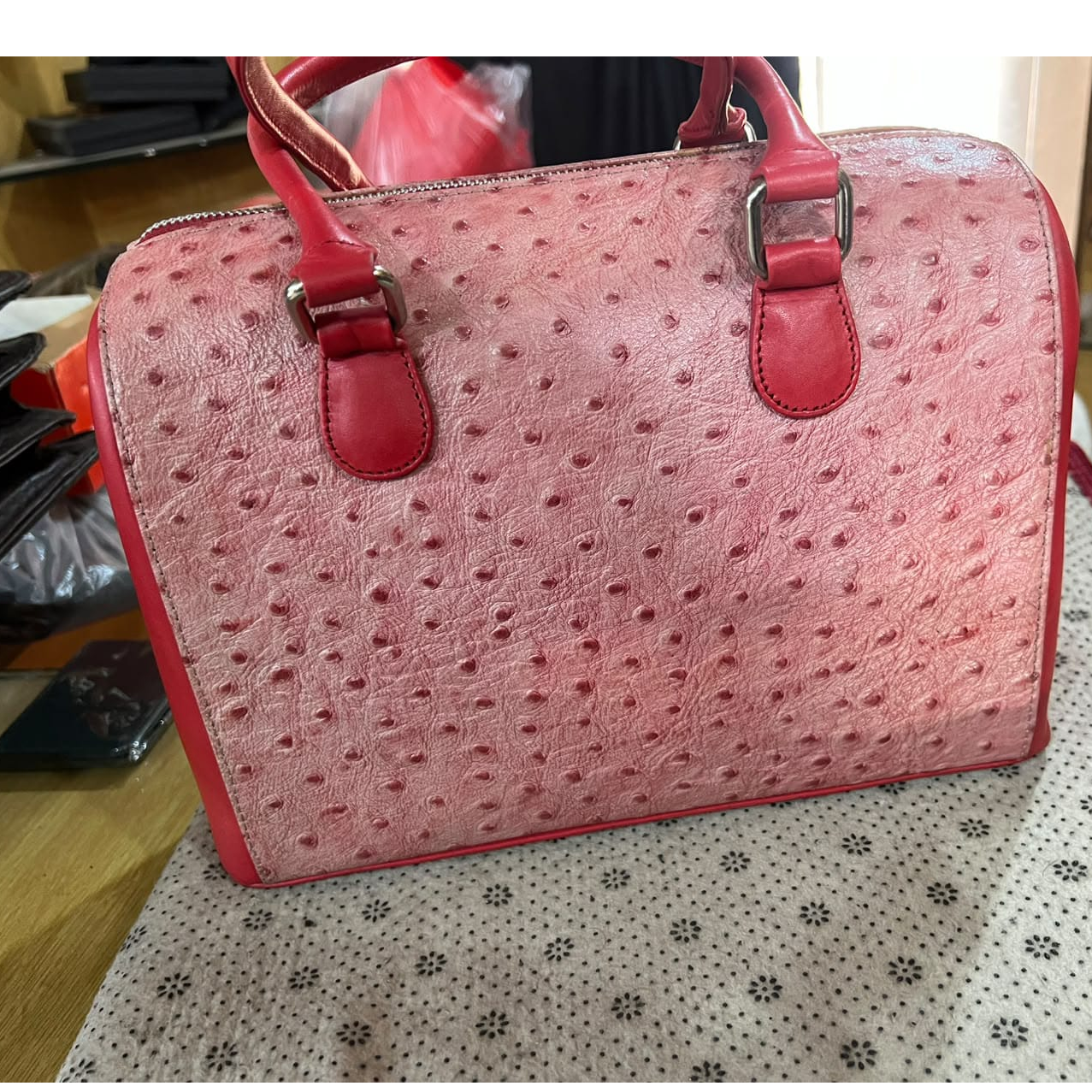 resources of Genuine Ostrich Leather Bag exporters